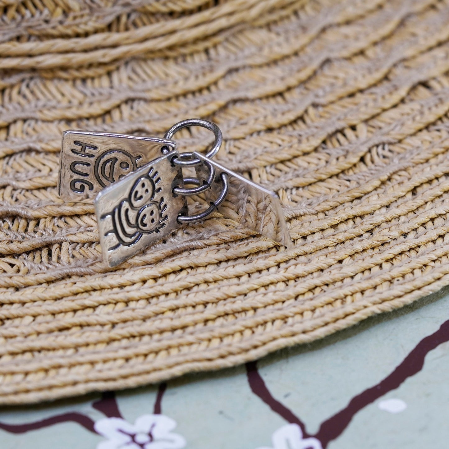 Vintage EFS handmade Sterling silver 925 tag pendant embossed hug and kisses