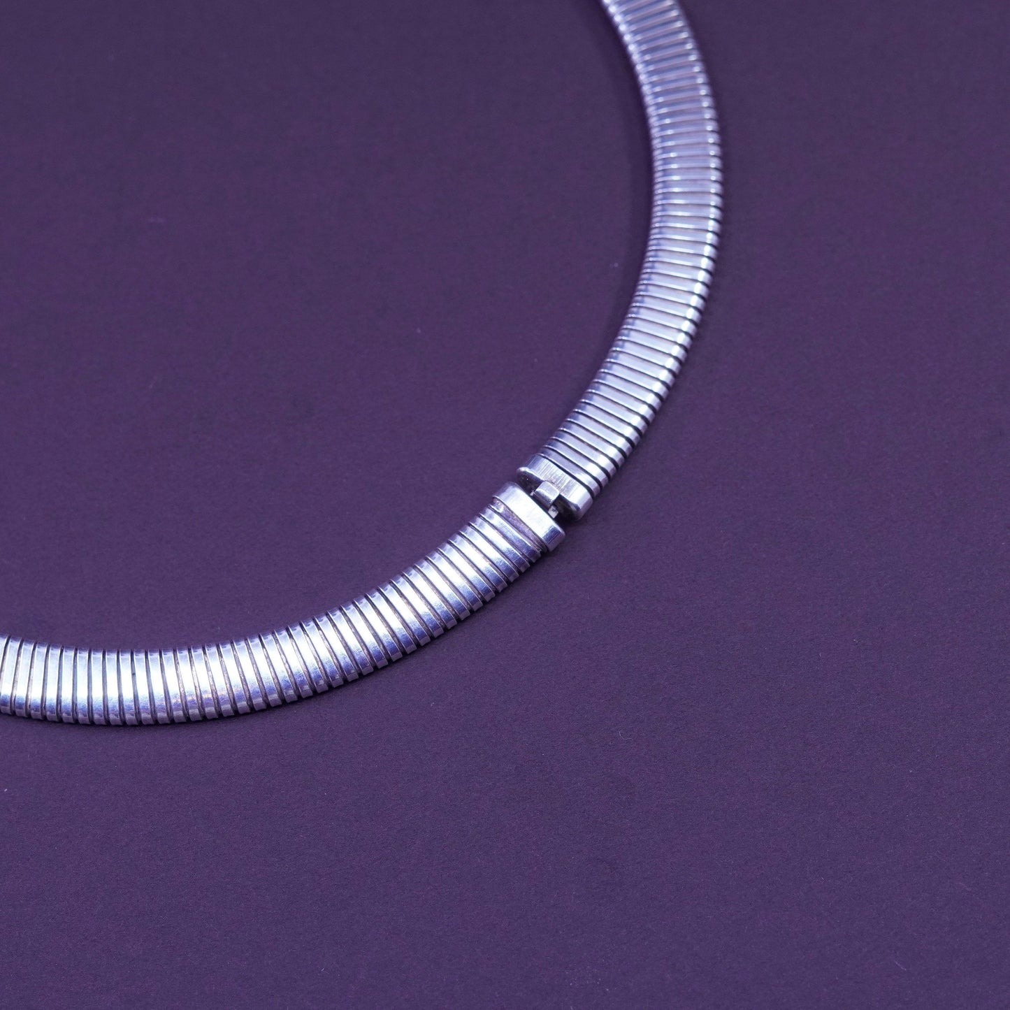 16”, milor textured Sterling silver graduated omega chain, Italy 925 necklace