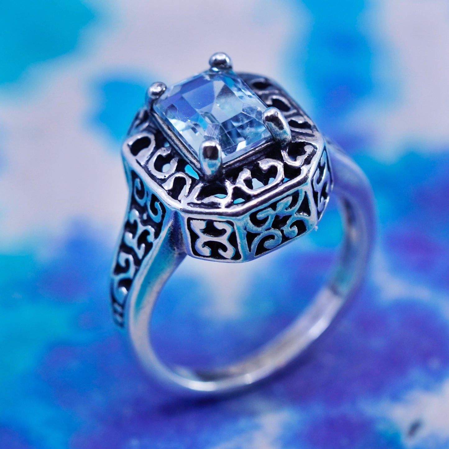 Size 6, vintage sterling 925 silver handmade filigree ring with emerald topaz