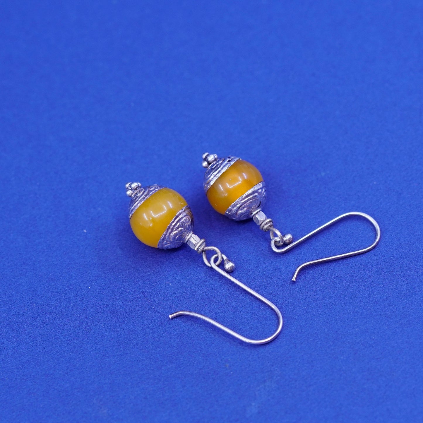 Vintage (500100) sterling silver handmade earrings, solid 925 silver with amber