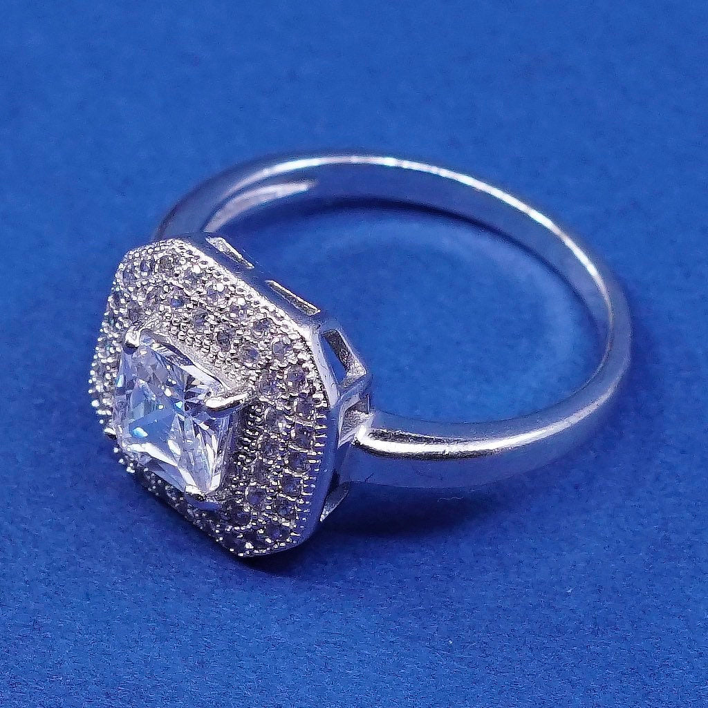 Size 8.25, vtg Sterling silver engagement ring, 925 band w/clear cz
