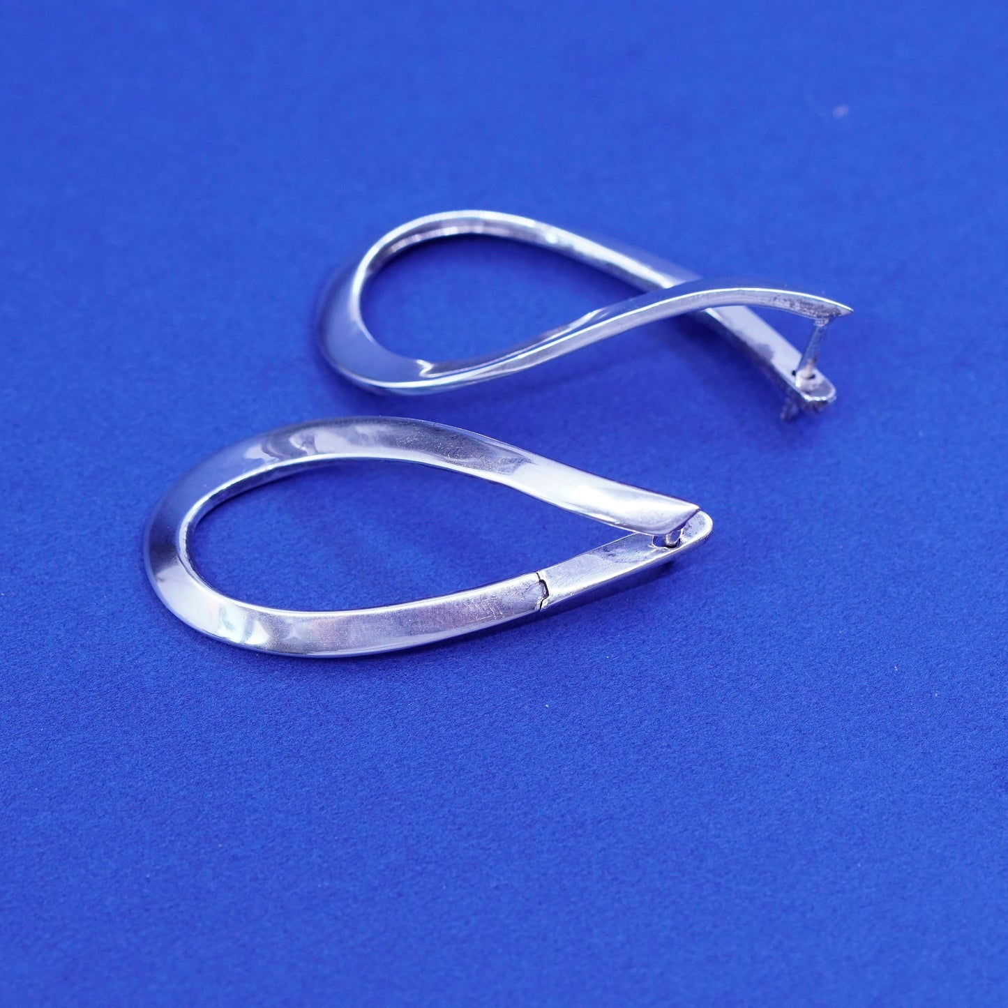 1.5”, vintage RD twisted Sterling silver hoop earrings, long 925 huggie