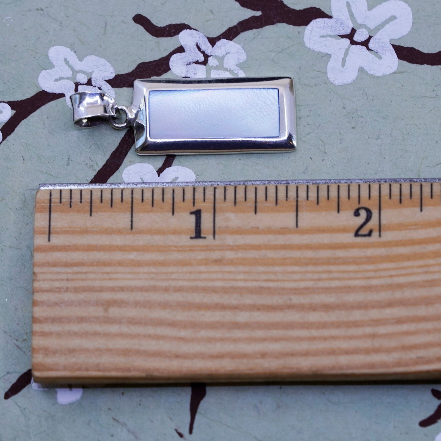 Vintage Sterling 925 silver handmade pendant with mother of pearl inlay
