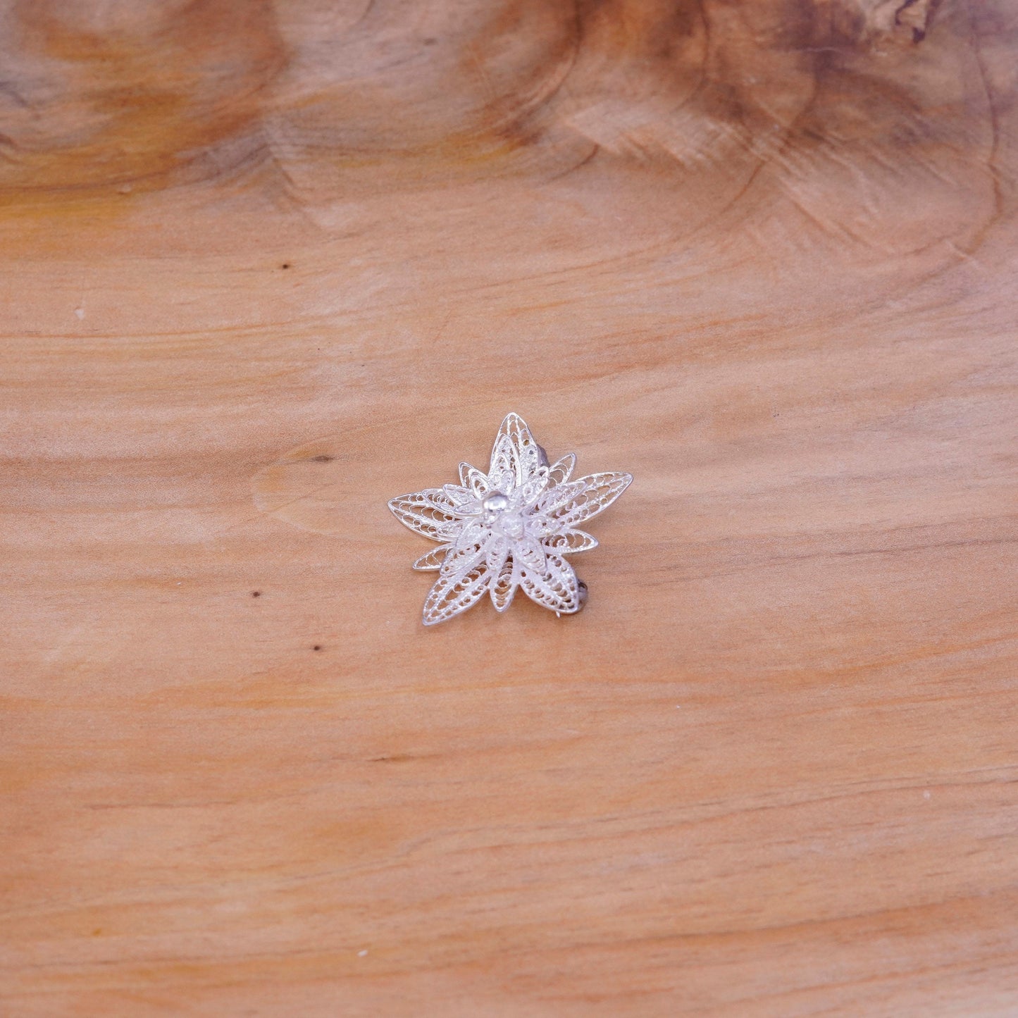 Vintage handmade sterling 925 silver filigree flower brooch