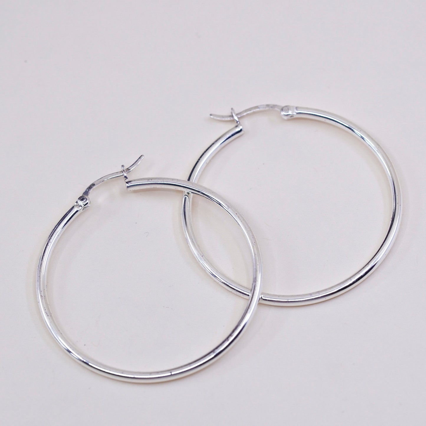1.5” Vintage sterling silver loop earrings, fashion minimalist primitive hoops