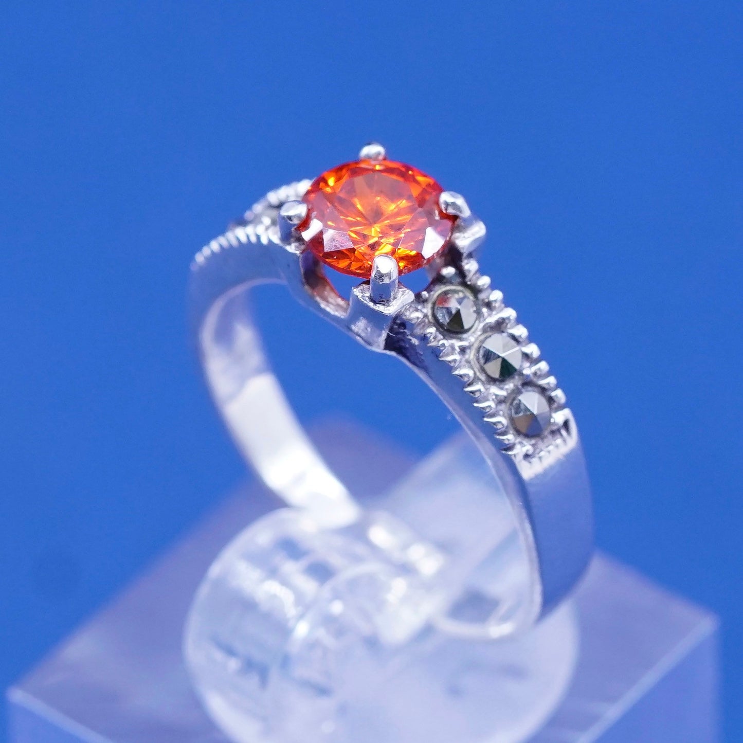 sz 6.75, vtg Sterling 925 silver handmade ring w/ orange crystal and Marcasite