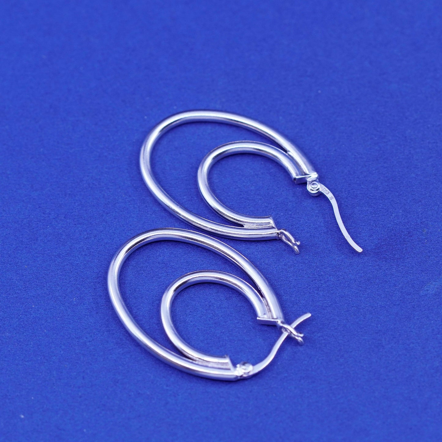 1.25”, vintage Sterling silver handmade oval hoop earrings, Modern 925 huggie