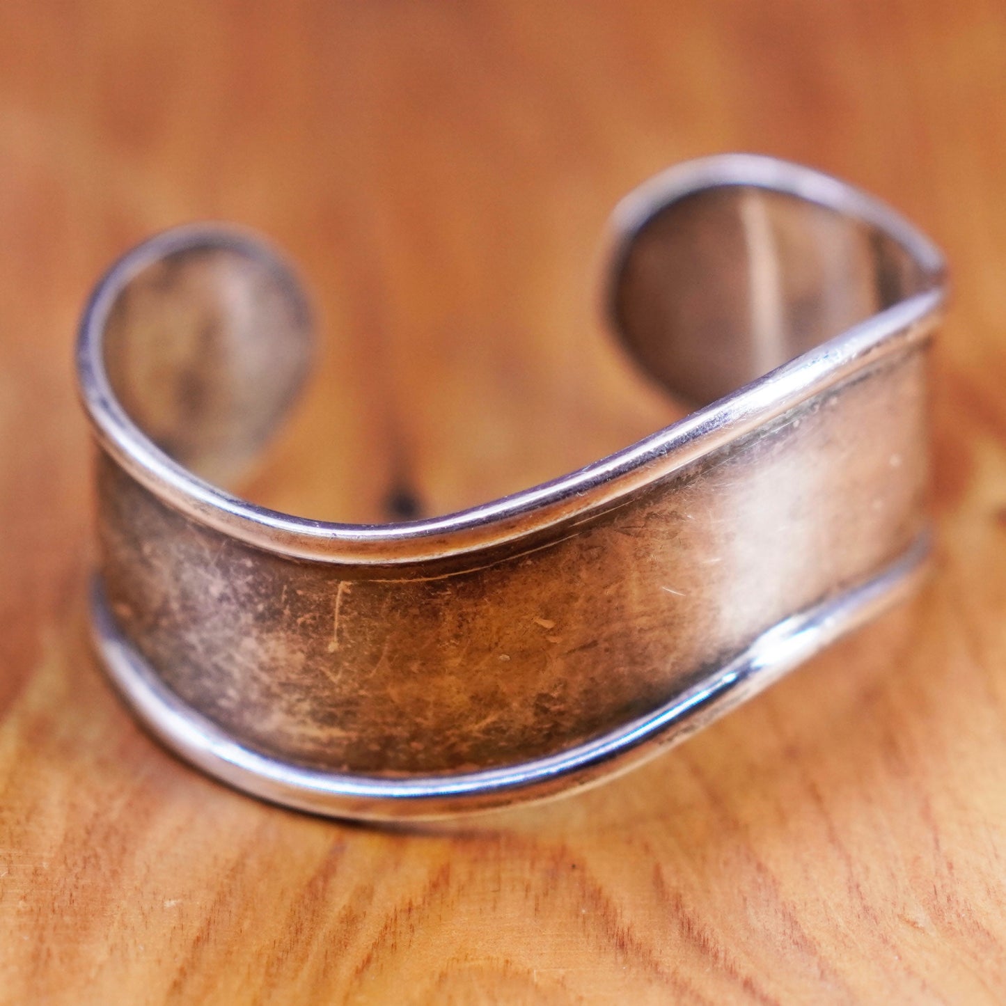 6.25”, Vintage Mexico Sterling silver handmade bracelet, wavy 925 cuff