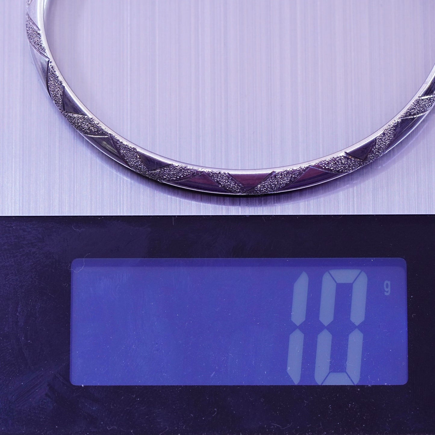 7.5”, vtg sterling silver handmade bracelet, cross textured 925 hinged bangle