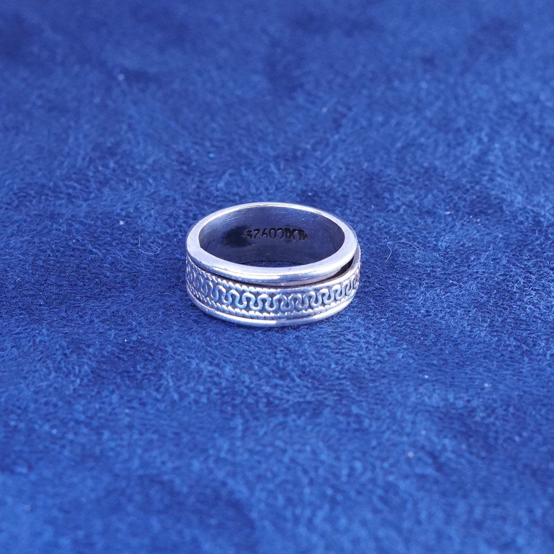 sz 6, vtg sterling silver band with copper around, Mexico 925 spinner ring