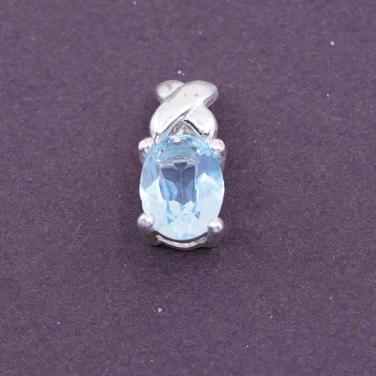 Vintage Sterling silver pendant, solid 925 silver with blue topaz