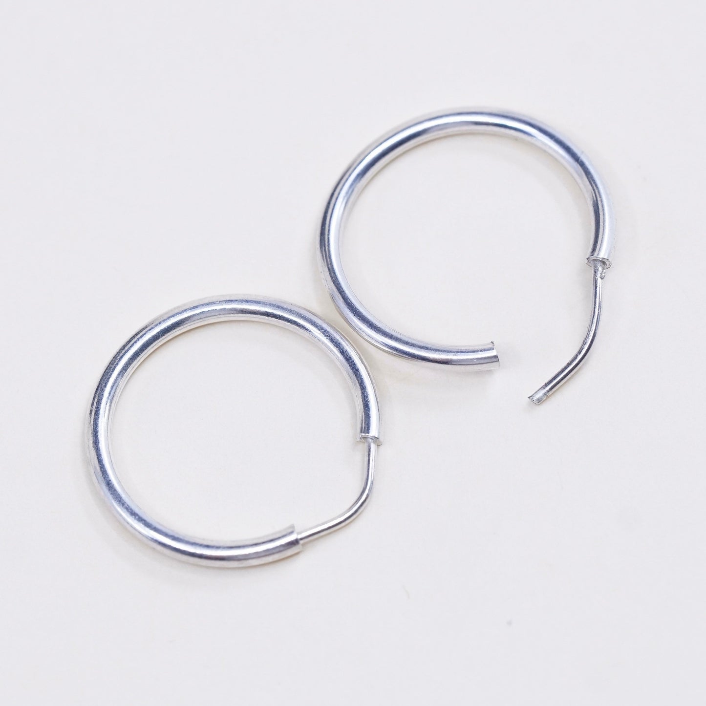 0.75”, Vintage sterling 925 silver loop earrings, minimalist primitive hoops