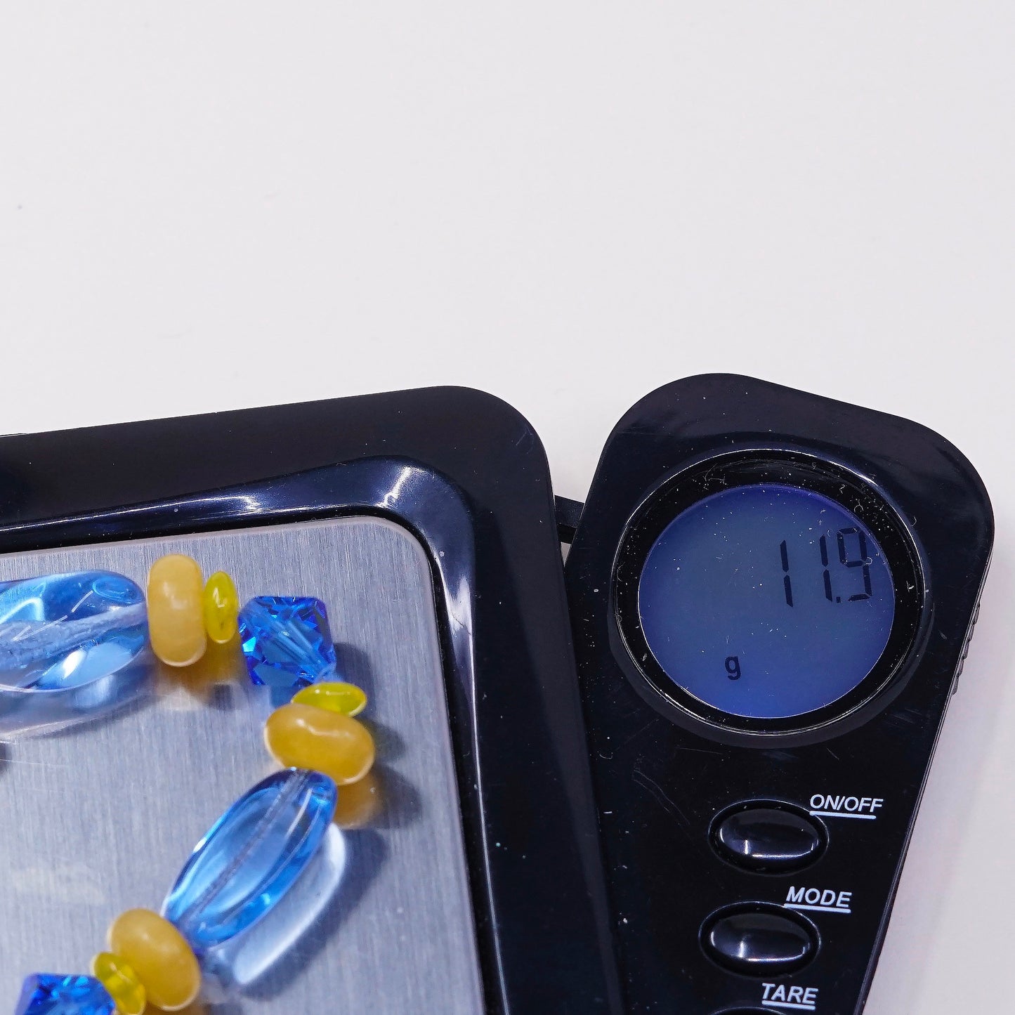 6.25”, vtg 925 Sterling silver beads bracelet w/ artisan blue beads N toggle