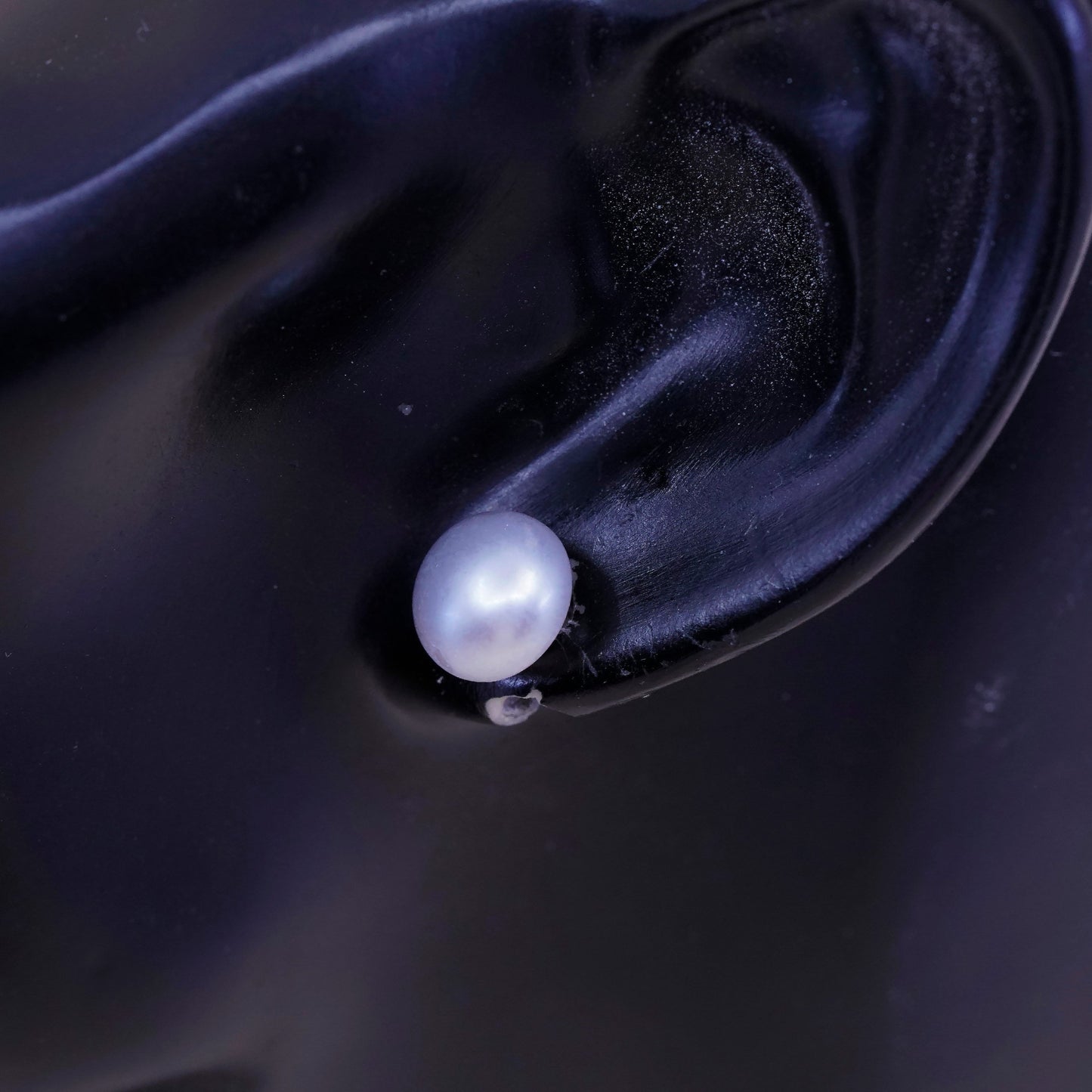 Vintage sterling silver earrings, 925 studs with gray pearl