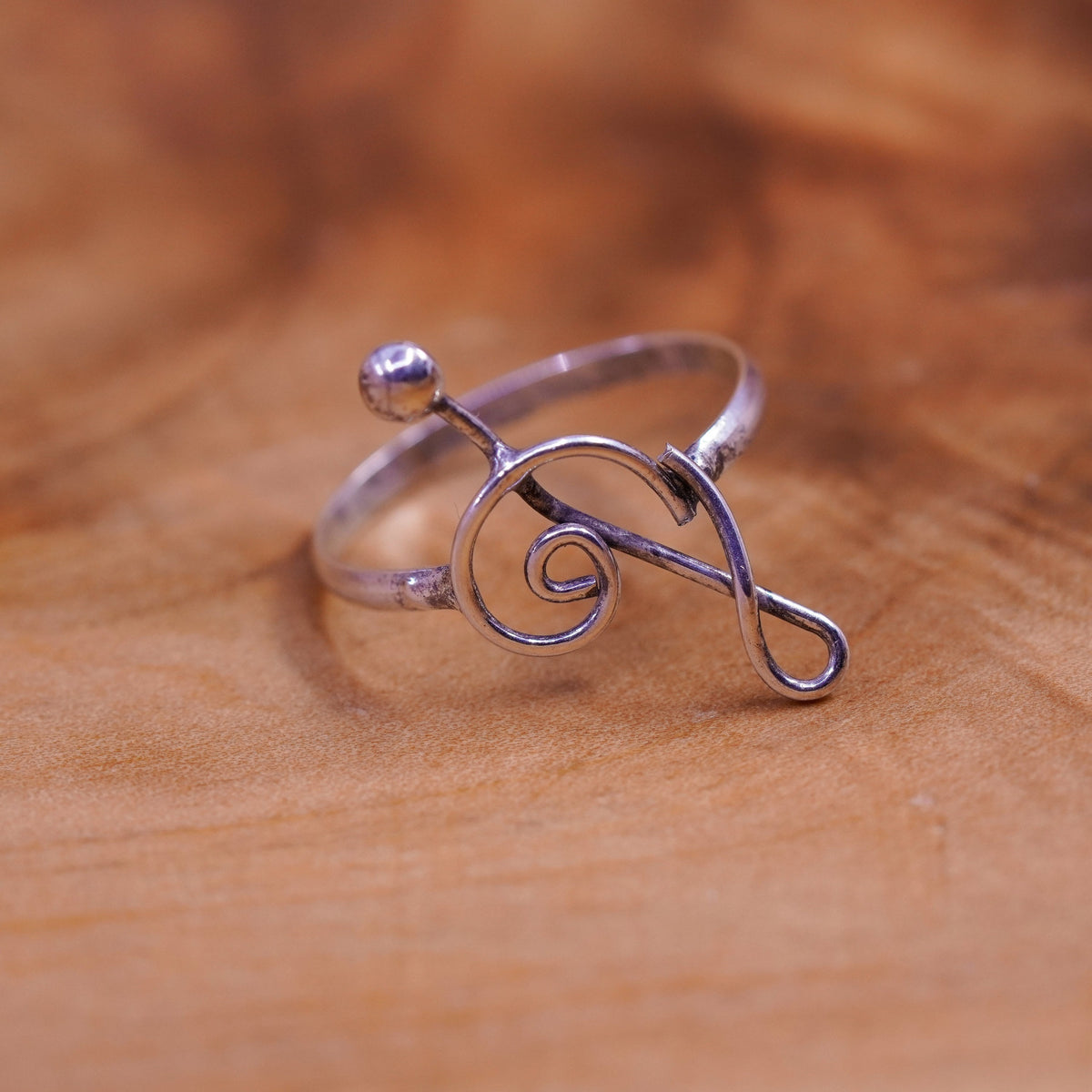 Size 5.5, vintage sterling silver handmade ring. 925 music symbol