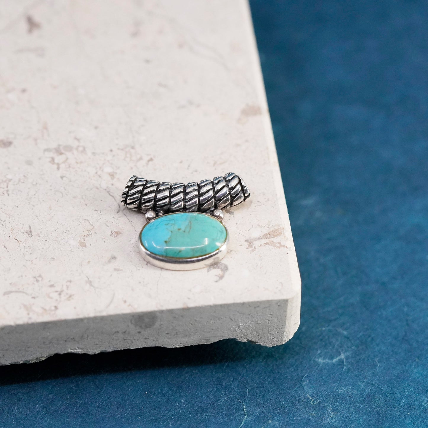Vintage Sterling 925 silver handmade pendant with oval turquoise
