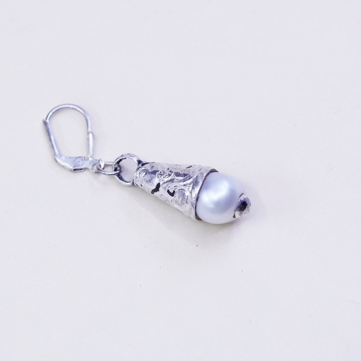 Vintage southwestern sterling silver handmade earrings, 925 teardrop with pearl