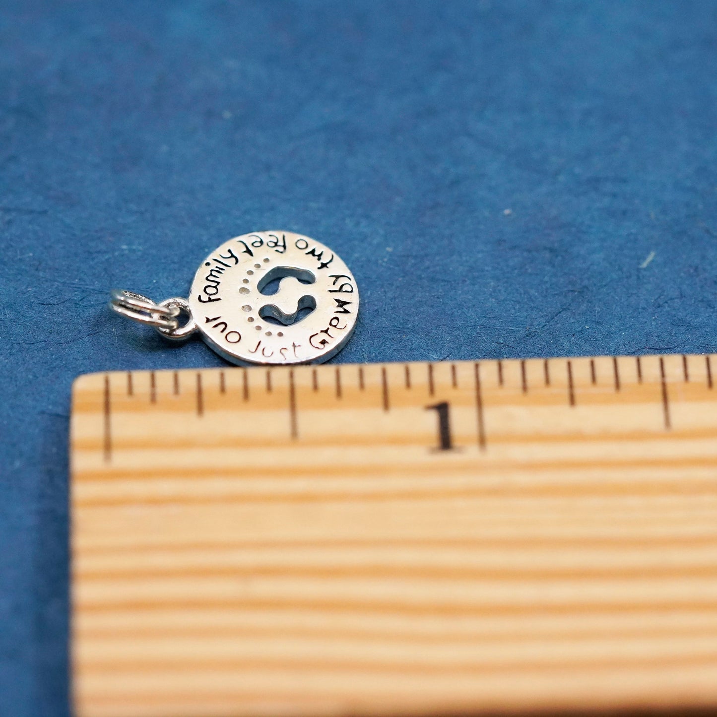 Sterling silver quote pendant, 925 circle “our family just grew by two feet