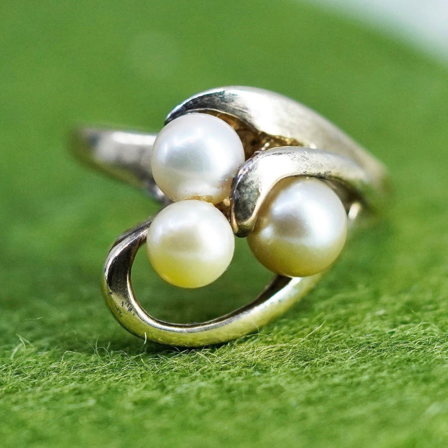 Size 8, vintage vermeil gold filled sterling 925 silver statement ring pearls