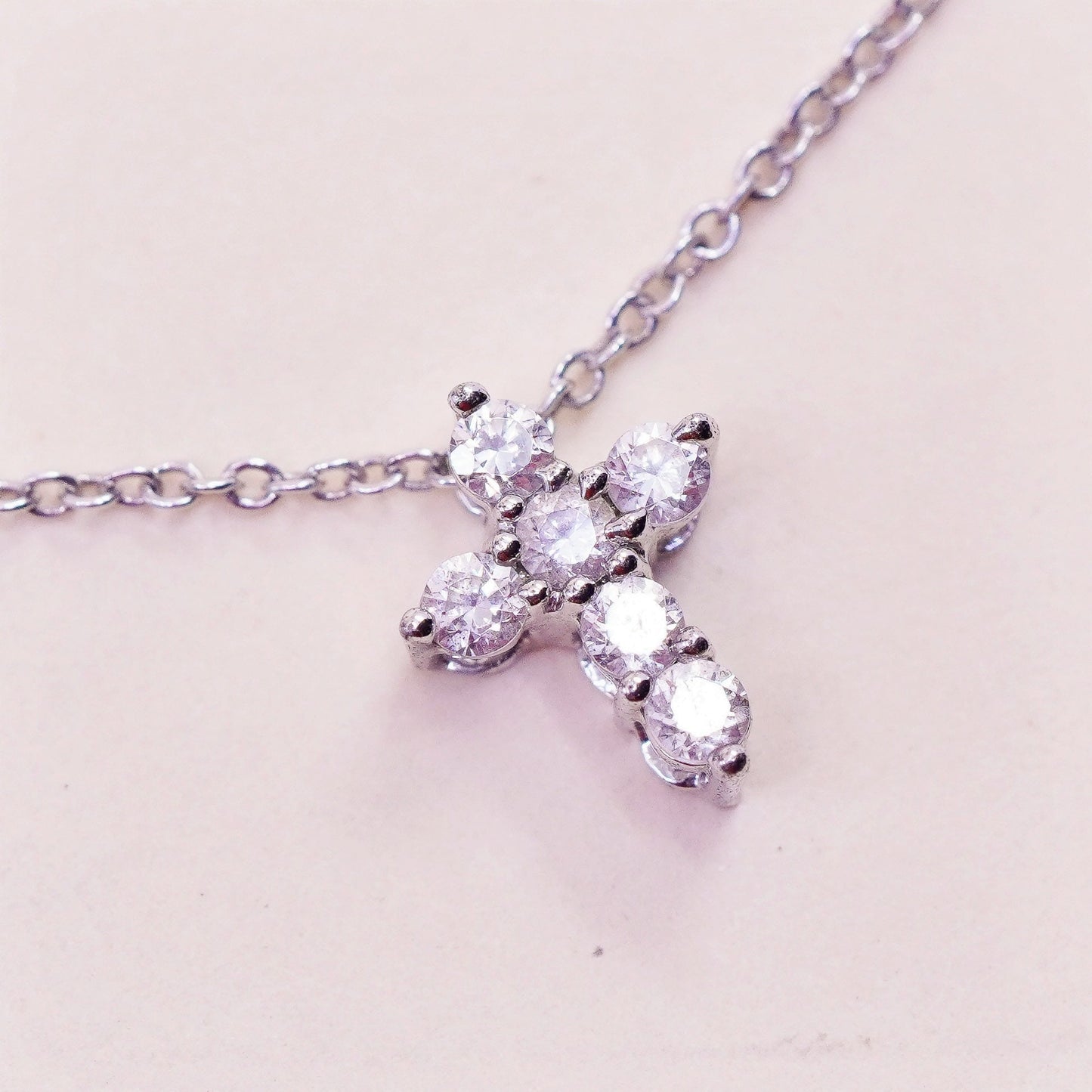 16+2”, Vintage sterling silver circle chain with cz cross pendant, necklace