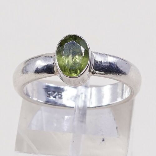 Sz 6, Vtg Sterling Silver Handmade Ring, 925 Silver Band W/ peridot
