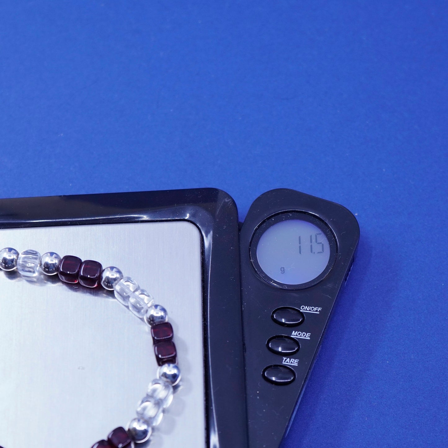 7”, vintage Sterling 925 silver bracelet with garnet with toggle closure