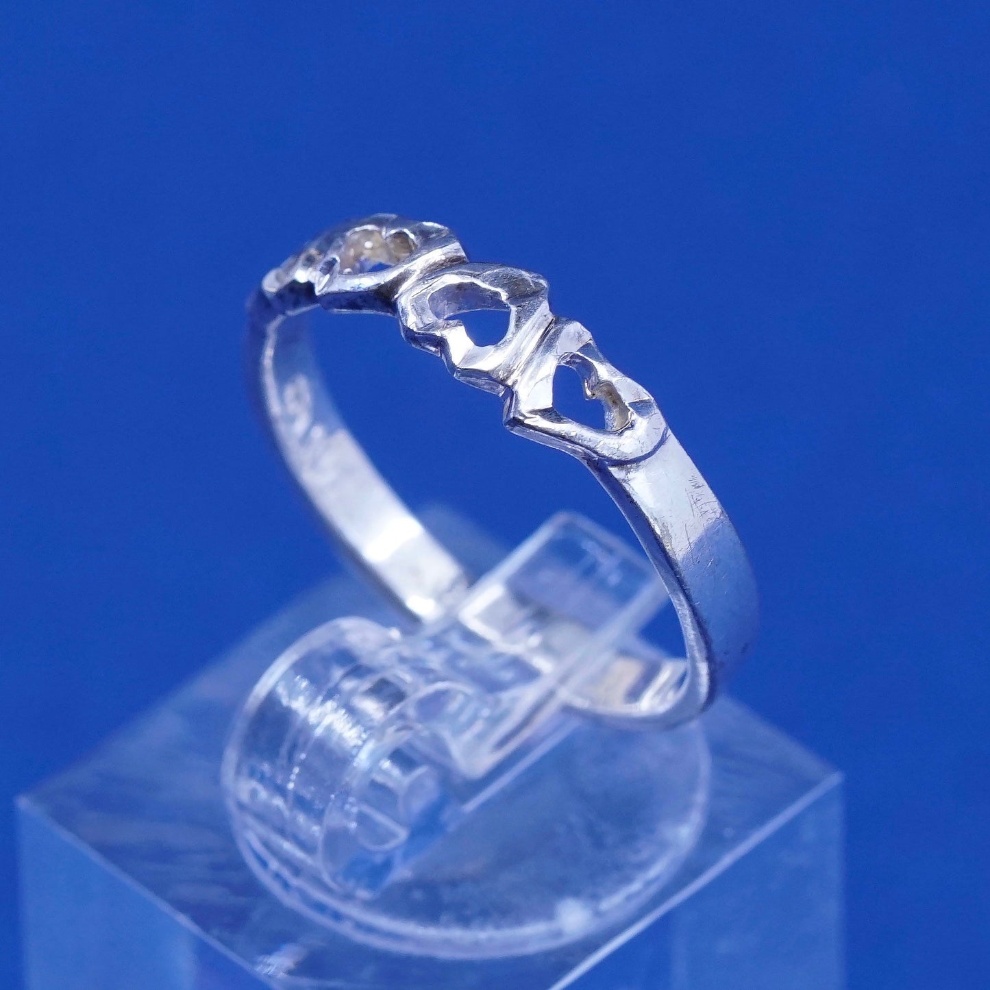 Size 7, vintage sterling silver handmade ring, 925 heart band