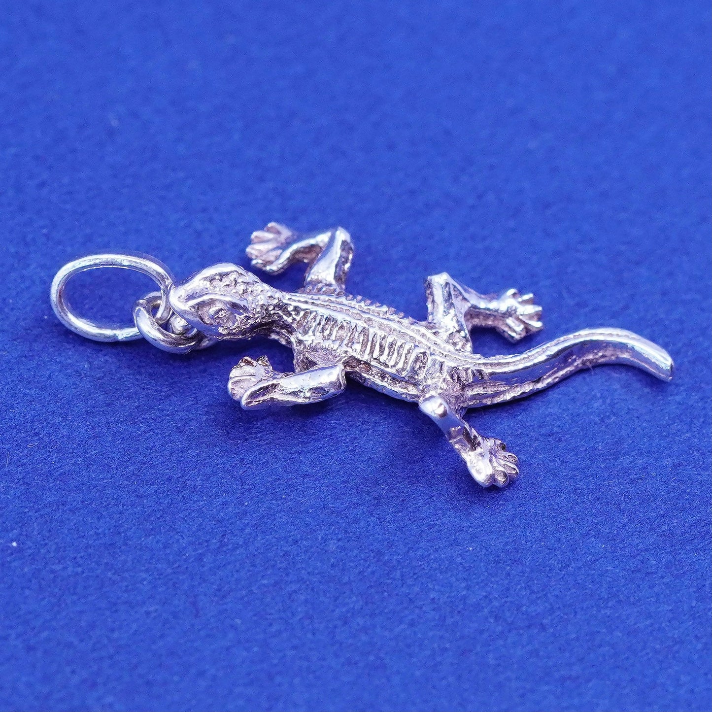 Vintage Sterling silver handmade pendant, 925 lizard charm