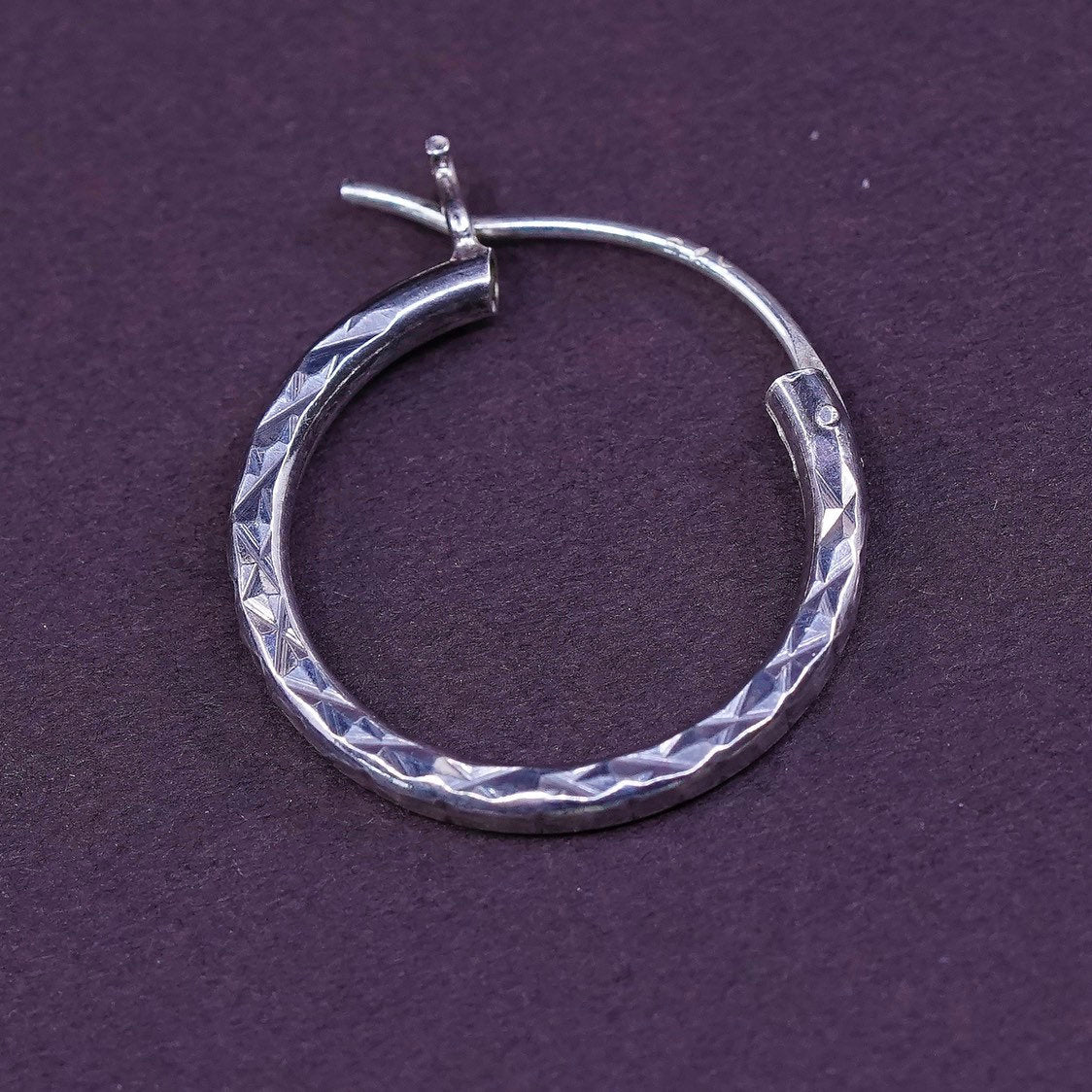 0.75", vtg Sterling silver handmade hoops, 925 diamond cut earrings