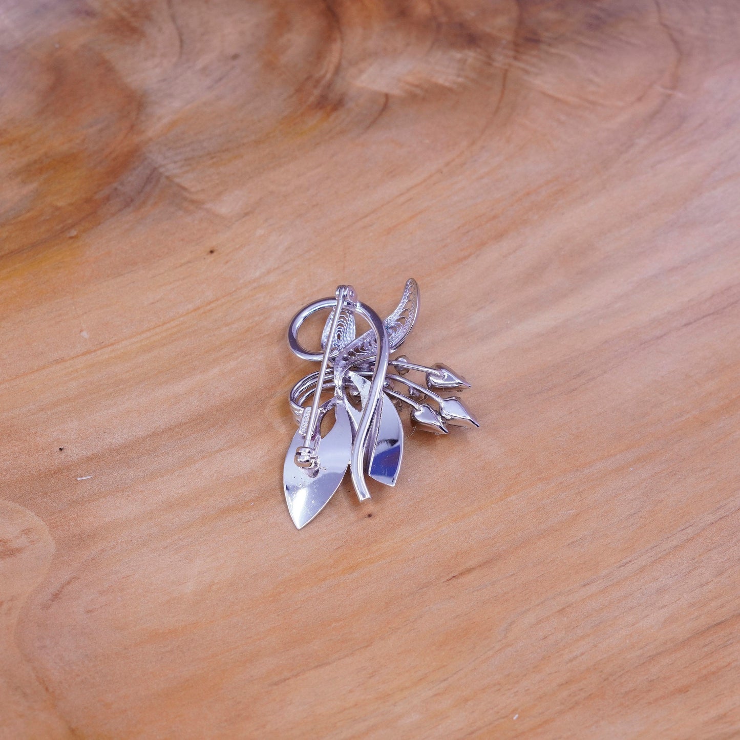 Vintage handmade sterling 925 silver filigree flower brooch with rhinestone