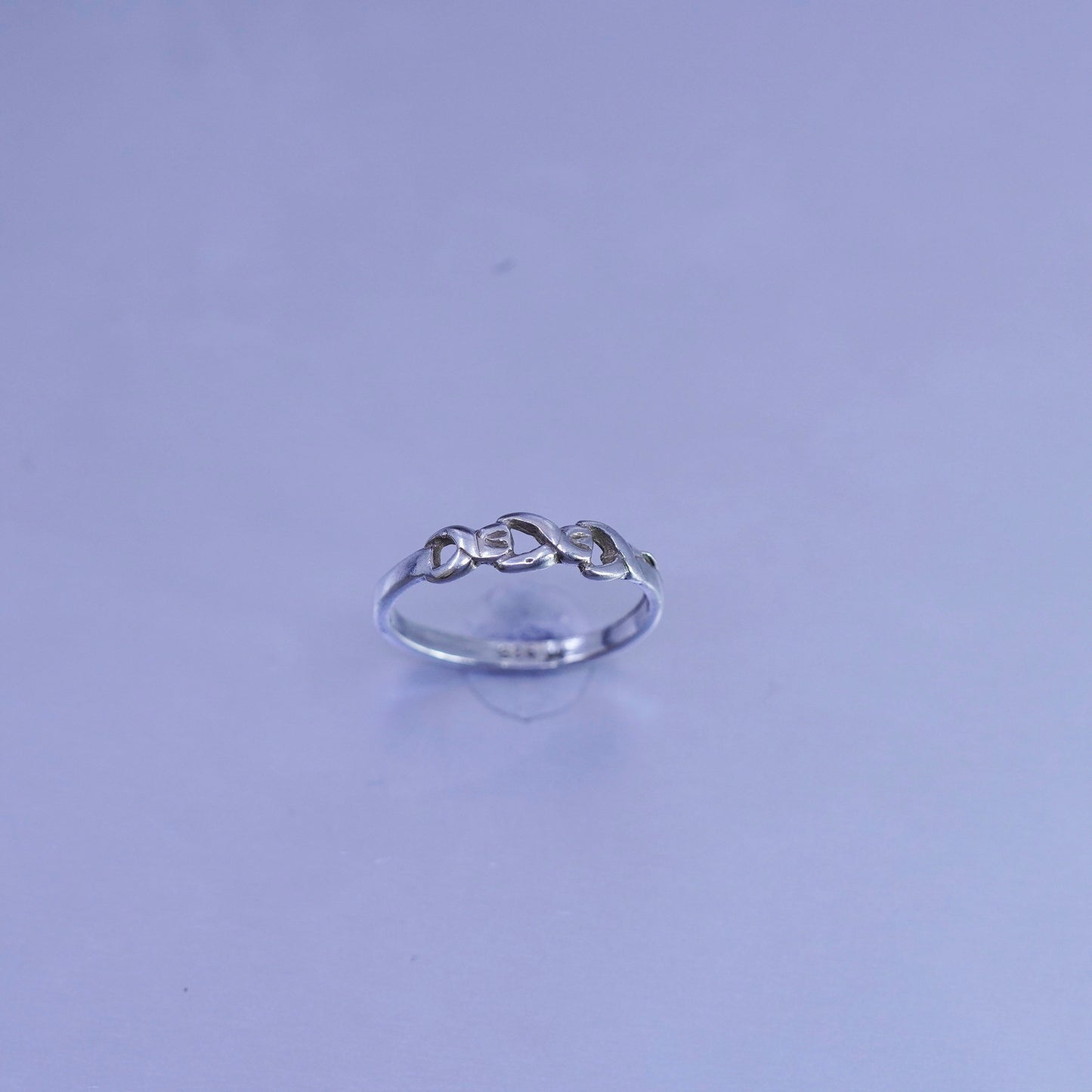 Size 4.75, vintage southwestern Sterling 925 silver ring, stackable chain band
