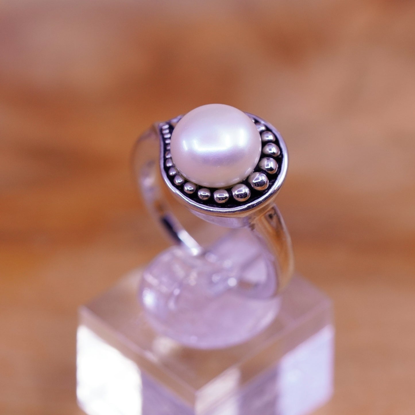 Size 8.25, vintage Sterling 925 silver handmade ring w/ freshwater pearl beads