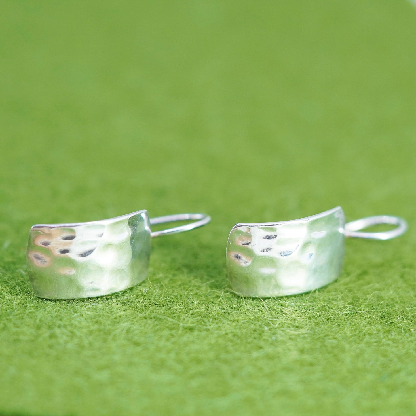 Vintage W0991 Retired Silpada Sterling 925 Silver Hammered rectangular Earrings