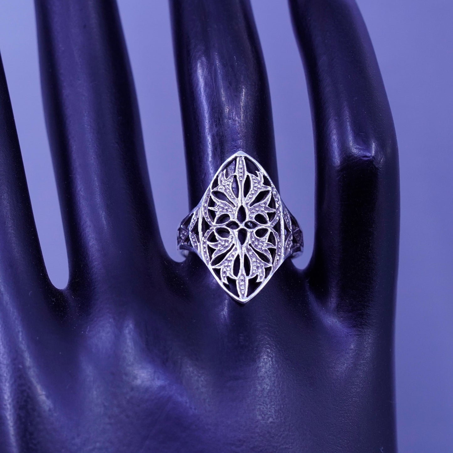 Size 7, vintage Sterling 925 silver handmade ring, filigree band
