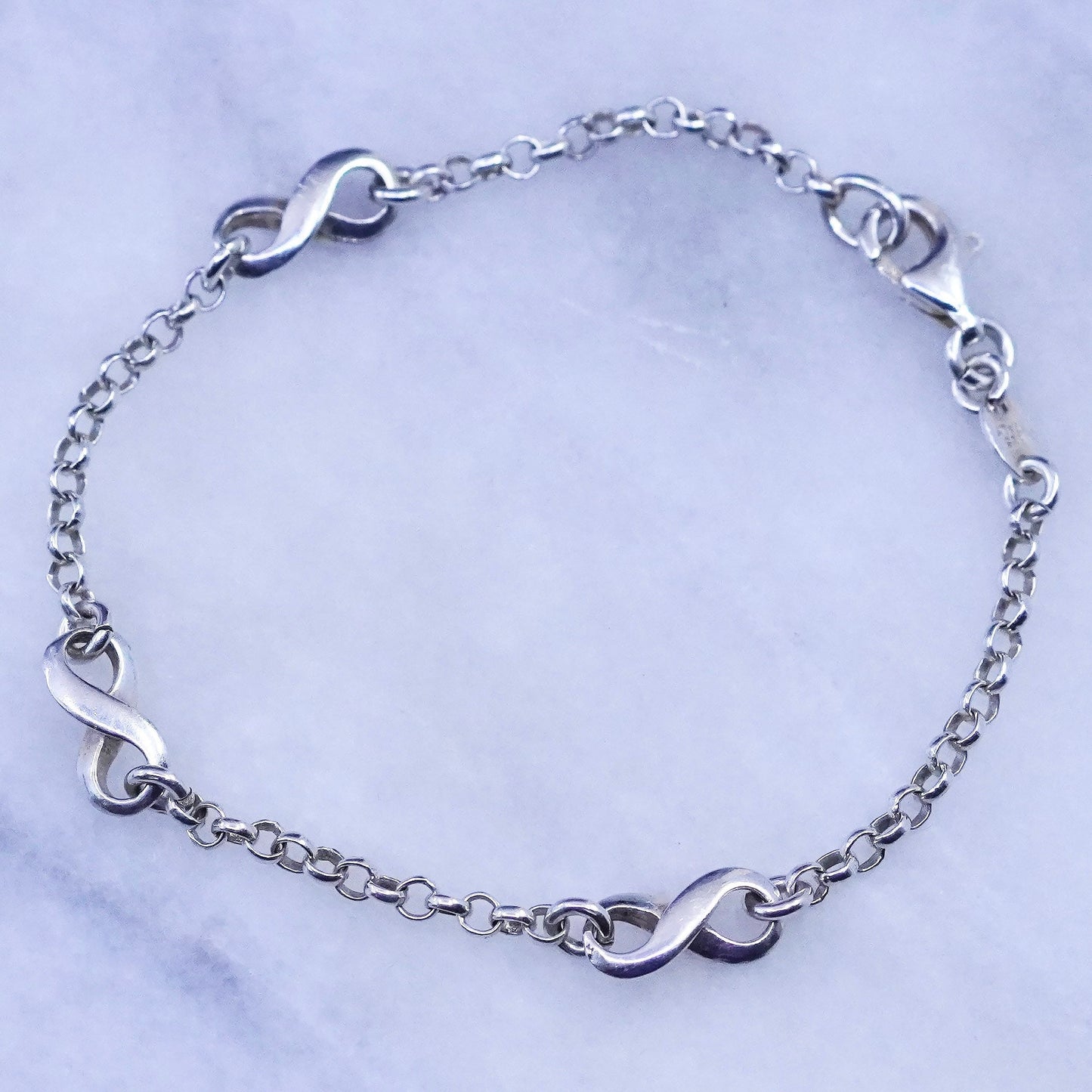 6.75”, vintage Sterling silver handmade bracelet 925 circle chain infinity loop