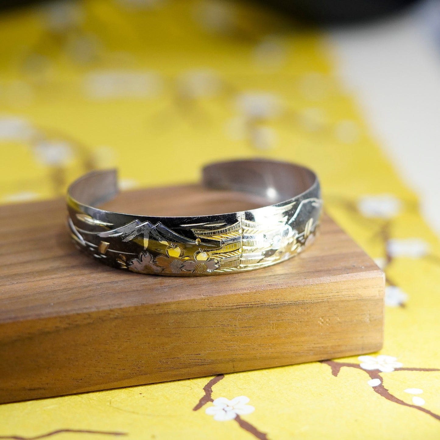 7”, Vintage Japan Niello Sterling 925 silver bracelet, drama scene cuff