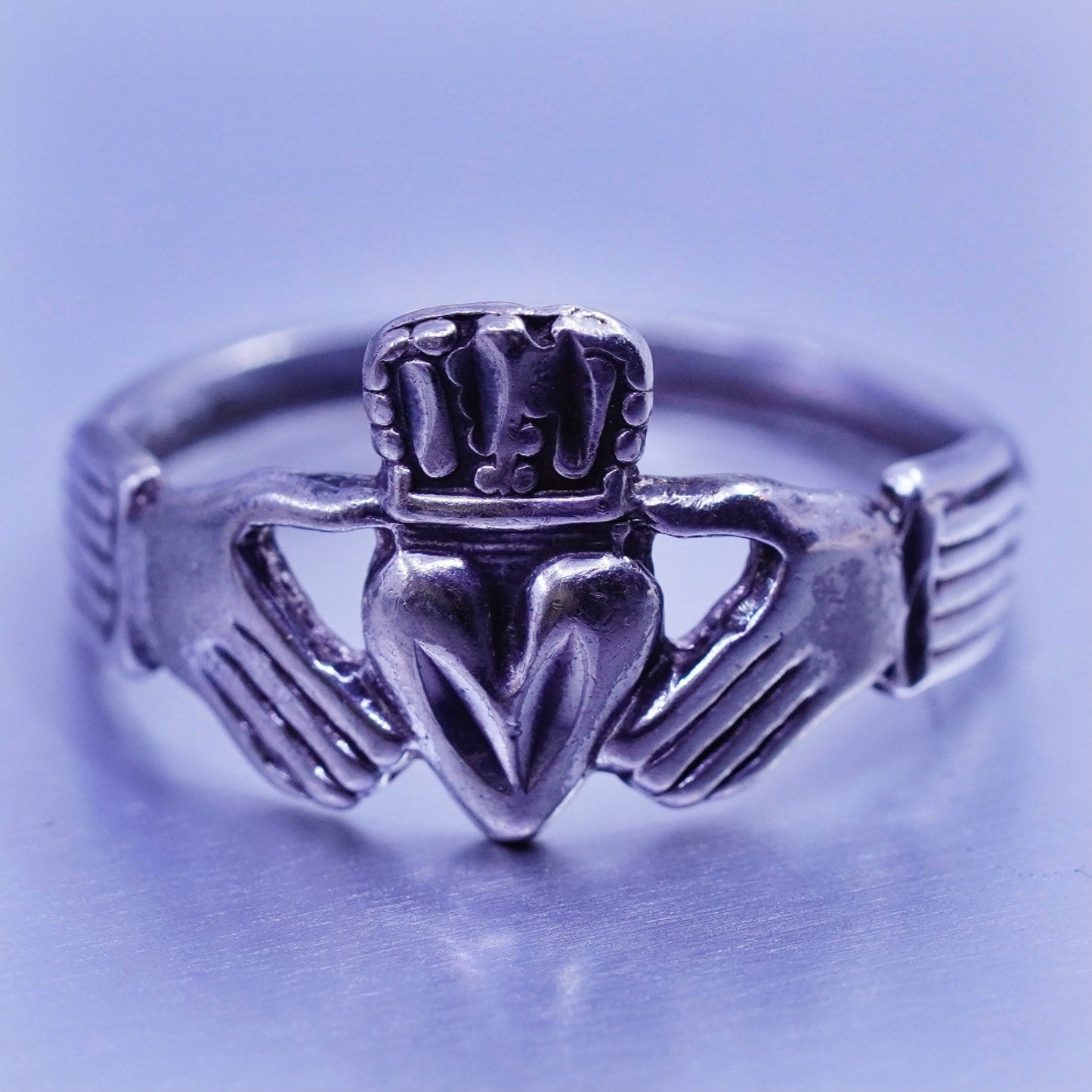 Size 7.25, Irish Claddagh friendship Sterling 925 silver ring, holding heart