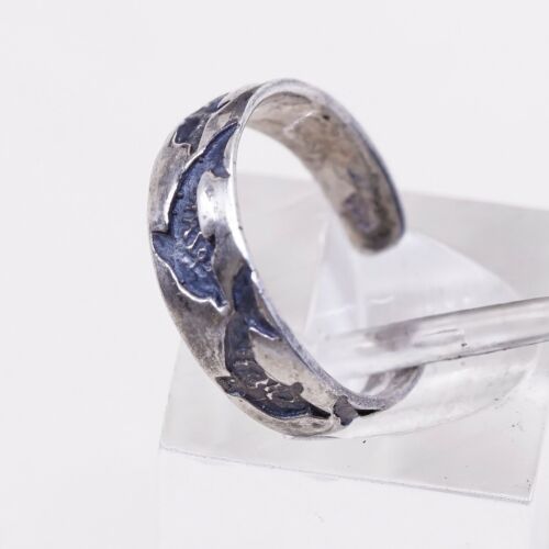 Size 3, Vtg Sterling Silver handmade open end Ring. 925 Band W/ Dolphin Embossed