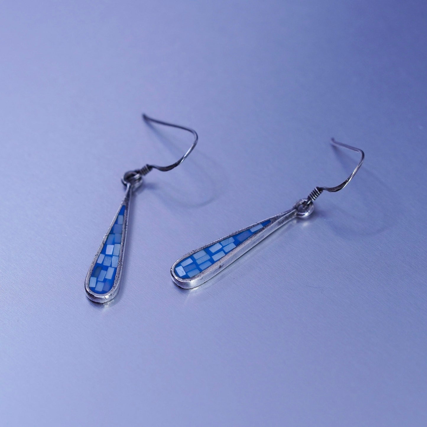 Vintage Sterling 925 silver handmade teardrop earrings w/ blue mother of pearl