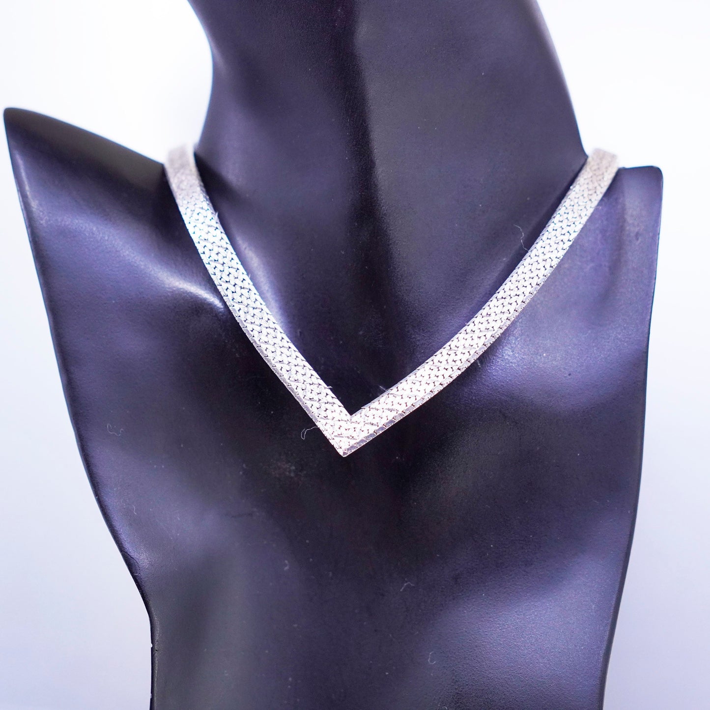 16” 8mm, Vintage Italian sterling 925 silver Riccio V shaped necklace, chain