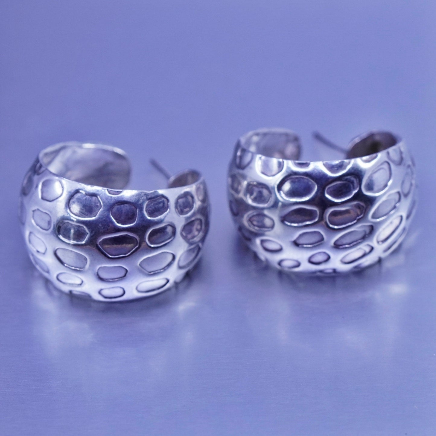 0.75”, vtg Sterling silver handmade earrings, textured 925 simple Huggie studs