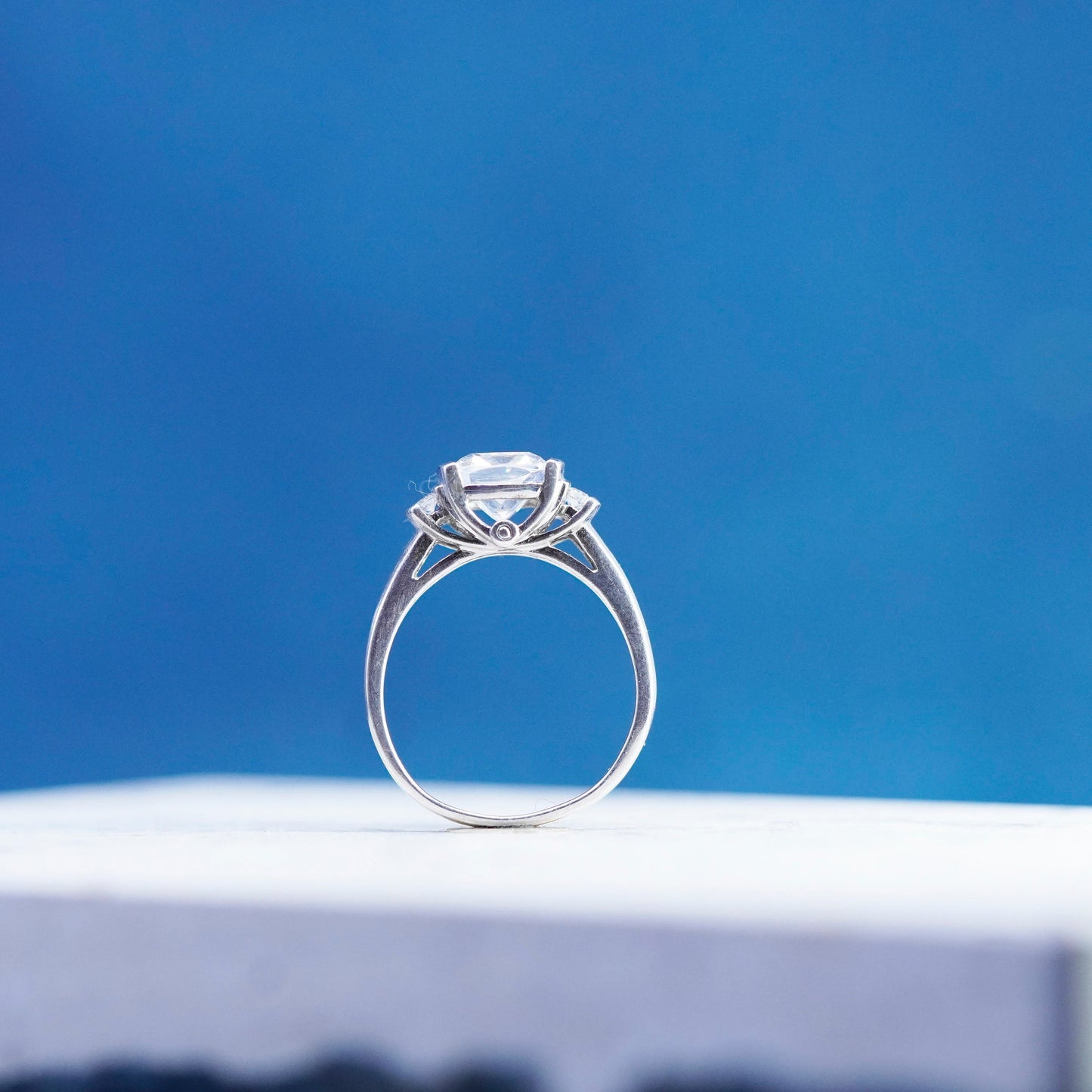 Size 9, vintage Sterling 925 silver engagement anniversary band ring with Cz