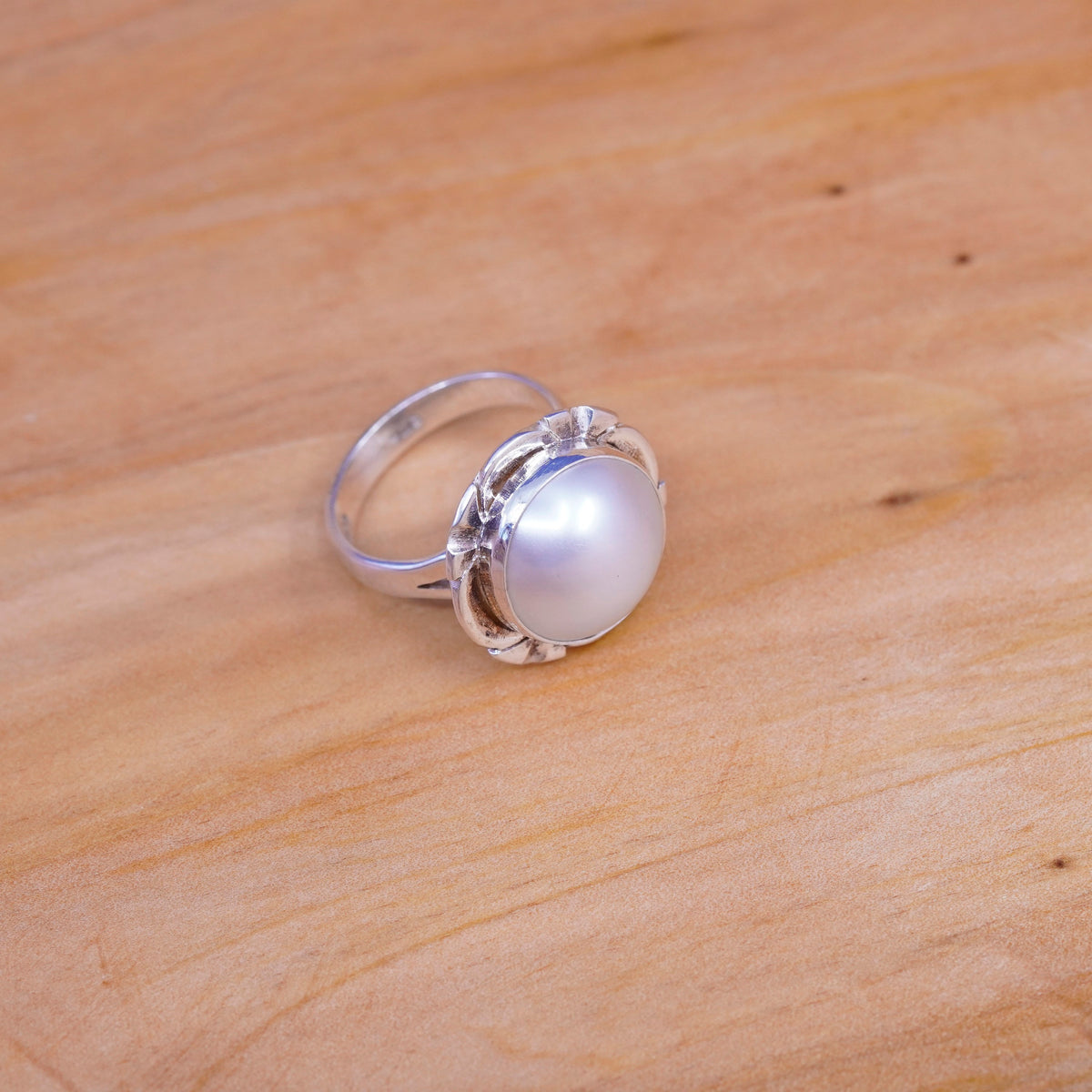 Size 6.25, vintage Sterling 925 silver handmade ring with pearl