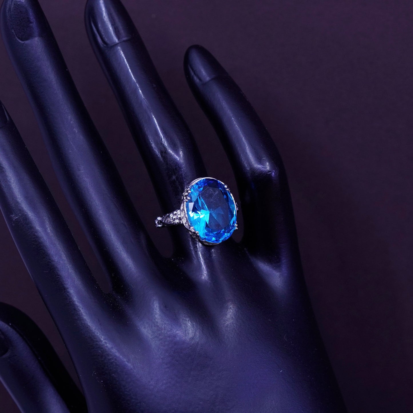 Size 6.25, vtg Sterling 925 silver handmade cocktail ring w/ oval blue topaz