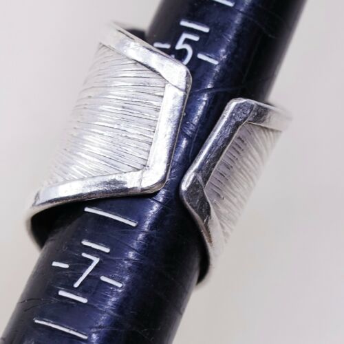Sz 6, Vtg Sterling Silver handmade Ring. 925 modernist, Statement Embossed Ring