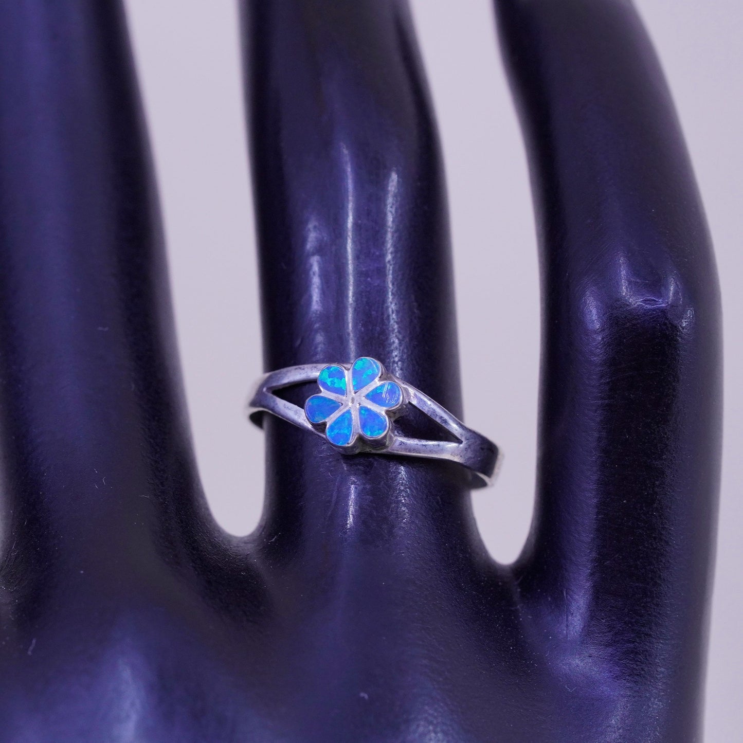 Size 6.5, vintage Sterling silver handmade ring, 925 flower with fire opal