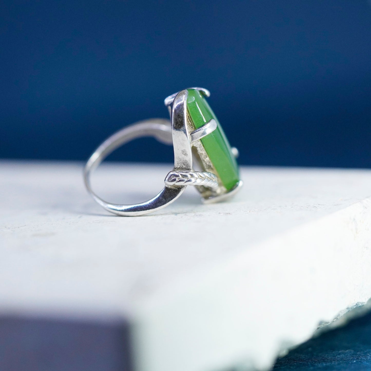 Size 6, vintage sterling 925 silver handmade ring with oval jade