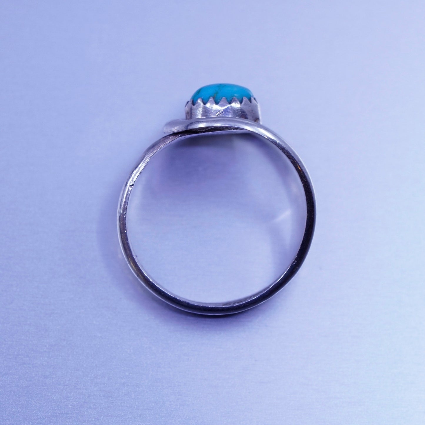 Size 7.5, Native American navajo Sterling 925 silver handmade ring turquoise