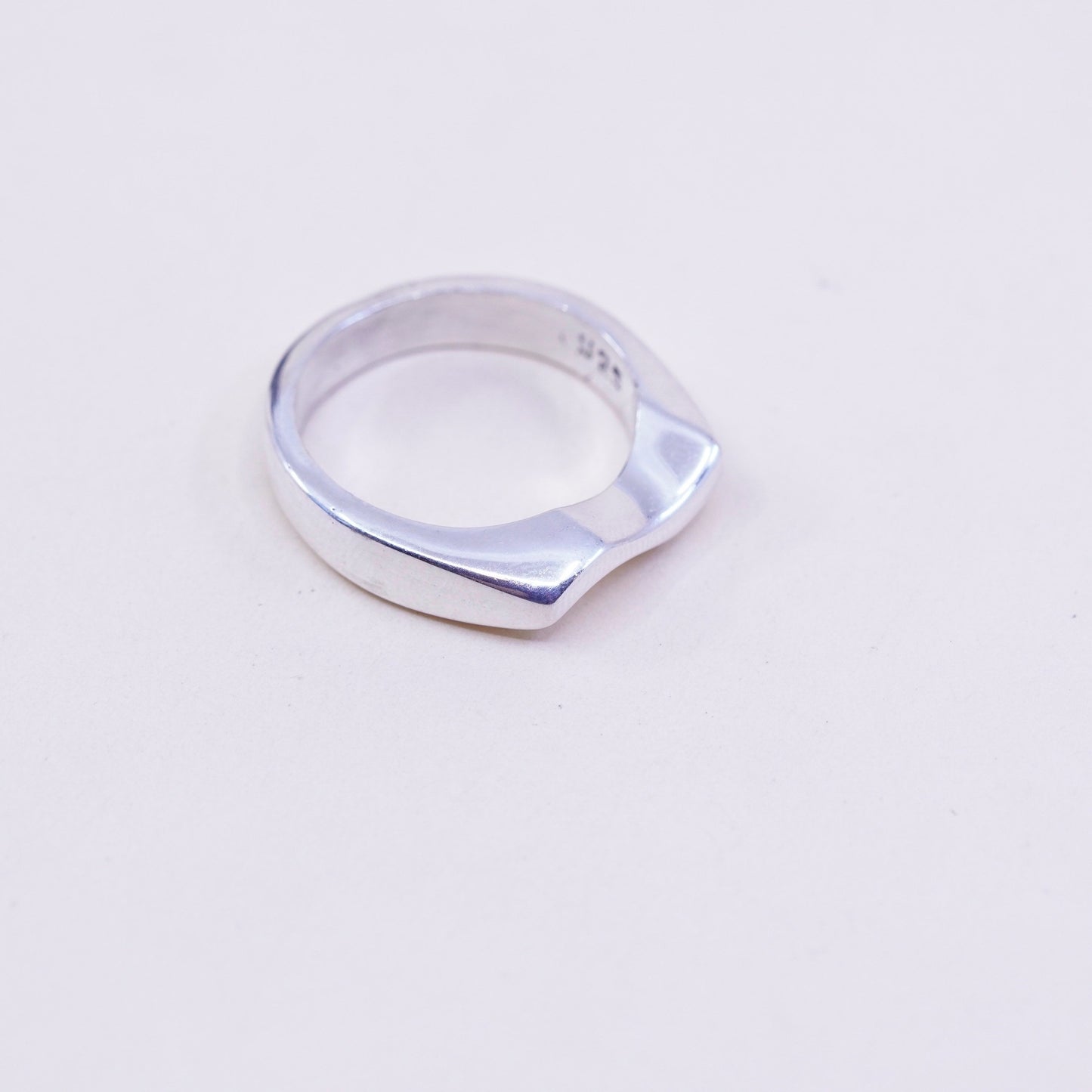Size 9, vintage sterling 925 silver handmade ring, wavy band