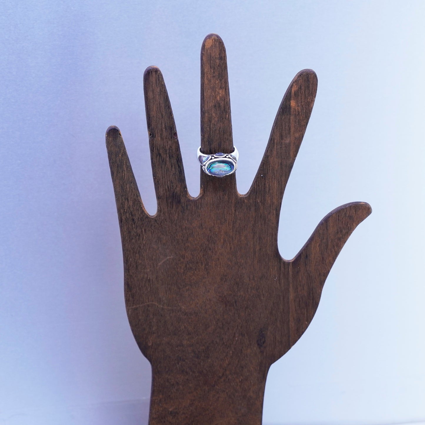 Size 5.5, southwestern vintage 925 silver handmade ring with abalone